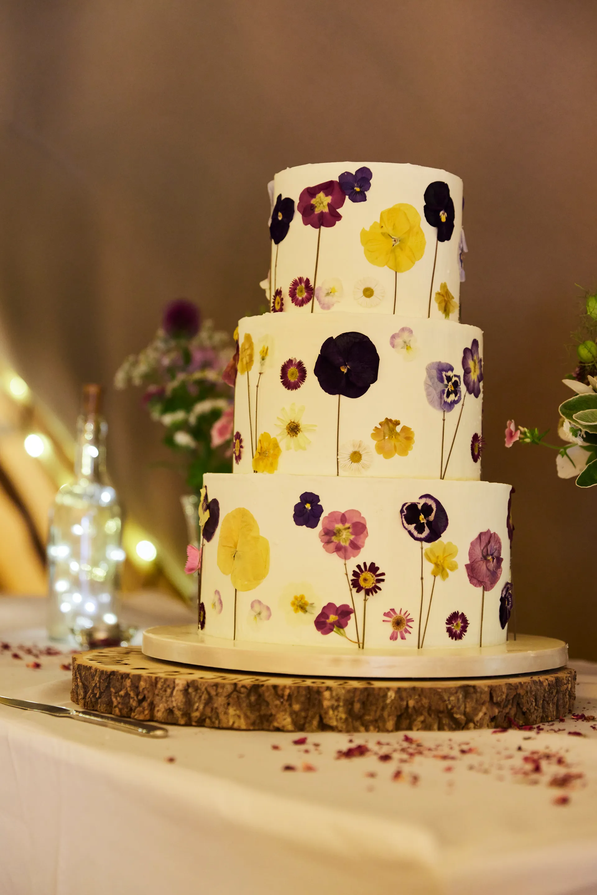 Wedding cake at Forest Edge Tipis at Welford Park